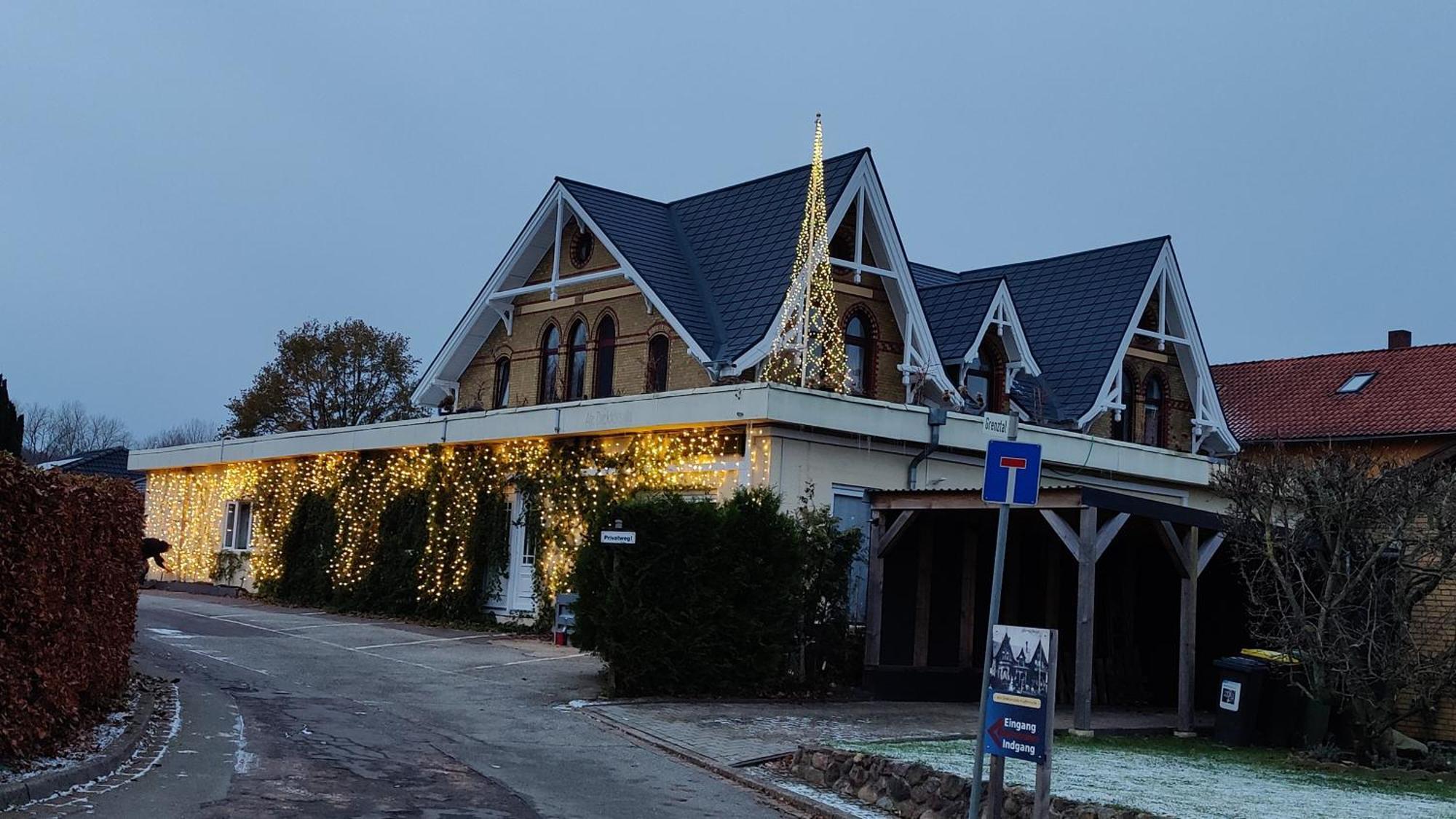 Akzent Hotel Alte Direktionsvilla Kupfermuehle Гаррісле Екстер'єр фото