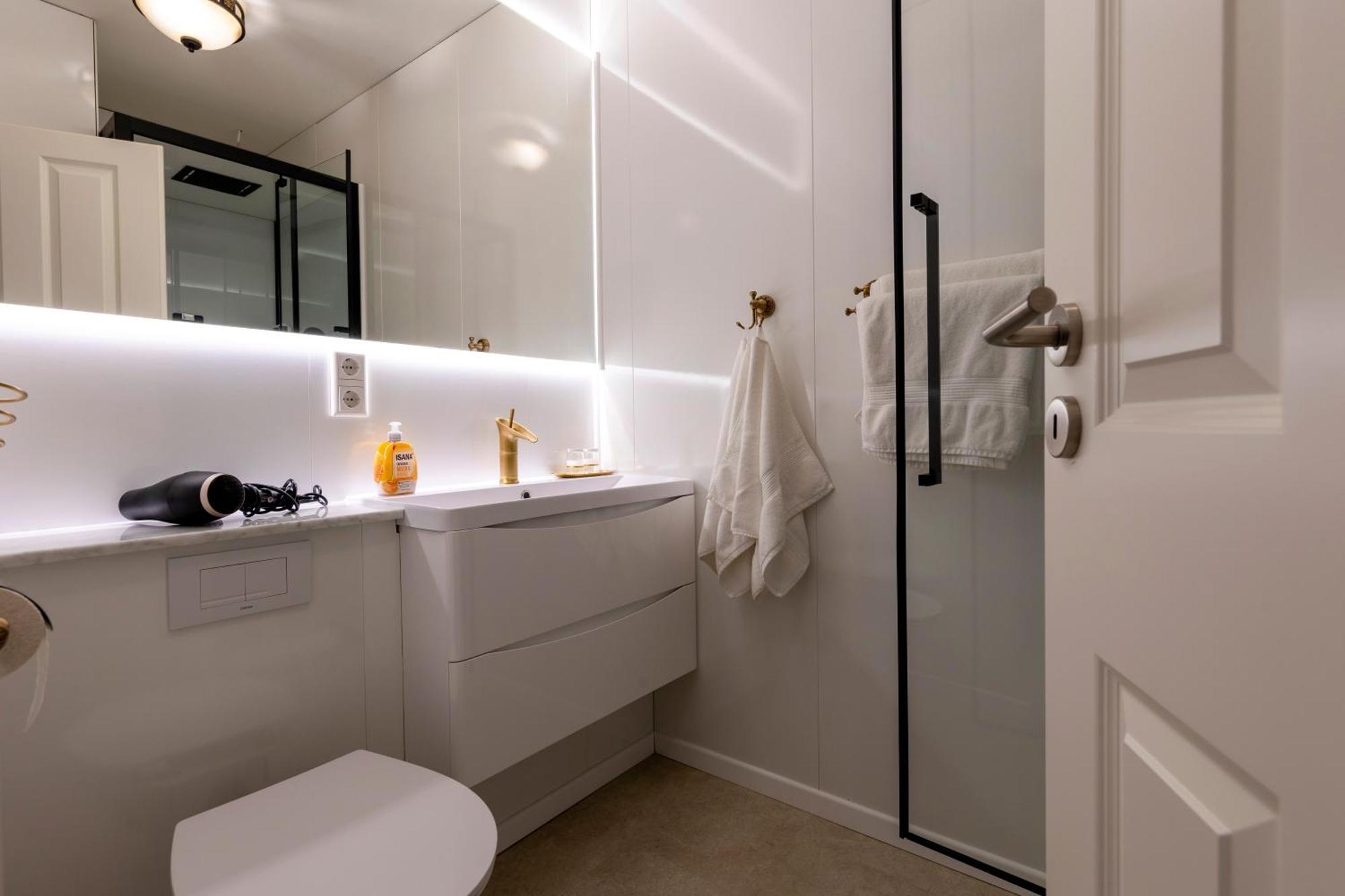Akzent Hotel Alte Direktionsvilla Kupfermuehle Гаррісле Екстер'єр фото